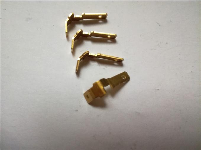 As peças elétricas do bloco de terminais das tomadas/soquetes de 220 volts diluem o Pin que de metal o carimbo progressivo morre 0