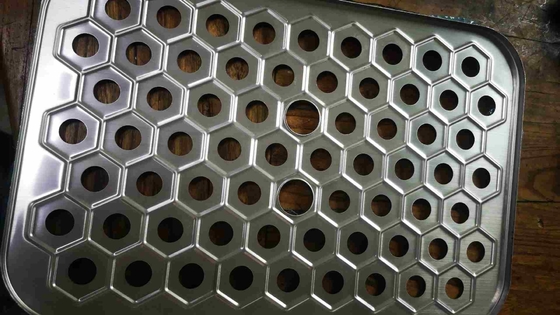 Fabricantes fornecem chapas de ferro de perfuração galvanizadas de malha de perfuração hexagonal chapas de perfuração hexagonais