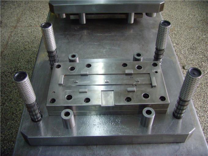 Chapa metálica 304 de aço inoxidável que carimba a produção do hardware do quadro de equipamentos médicos do molde 0