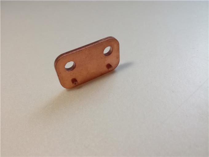 O cobre puro etiqueta o metal que carimba as peças, dados progressivos da chapa metálica da placa  0