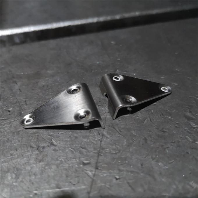 Metal SUS304 de processamento de aço que carimba o OEM das peças para o alojamento da placa de tomada 0